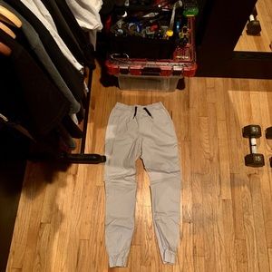 ZANEROBE SKINNY FIT JOGGER PANT | LIKE NEW